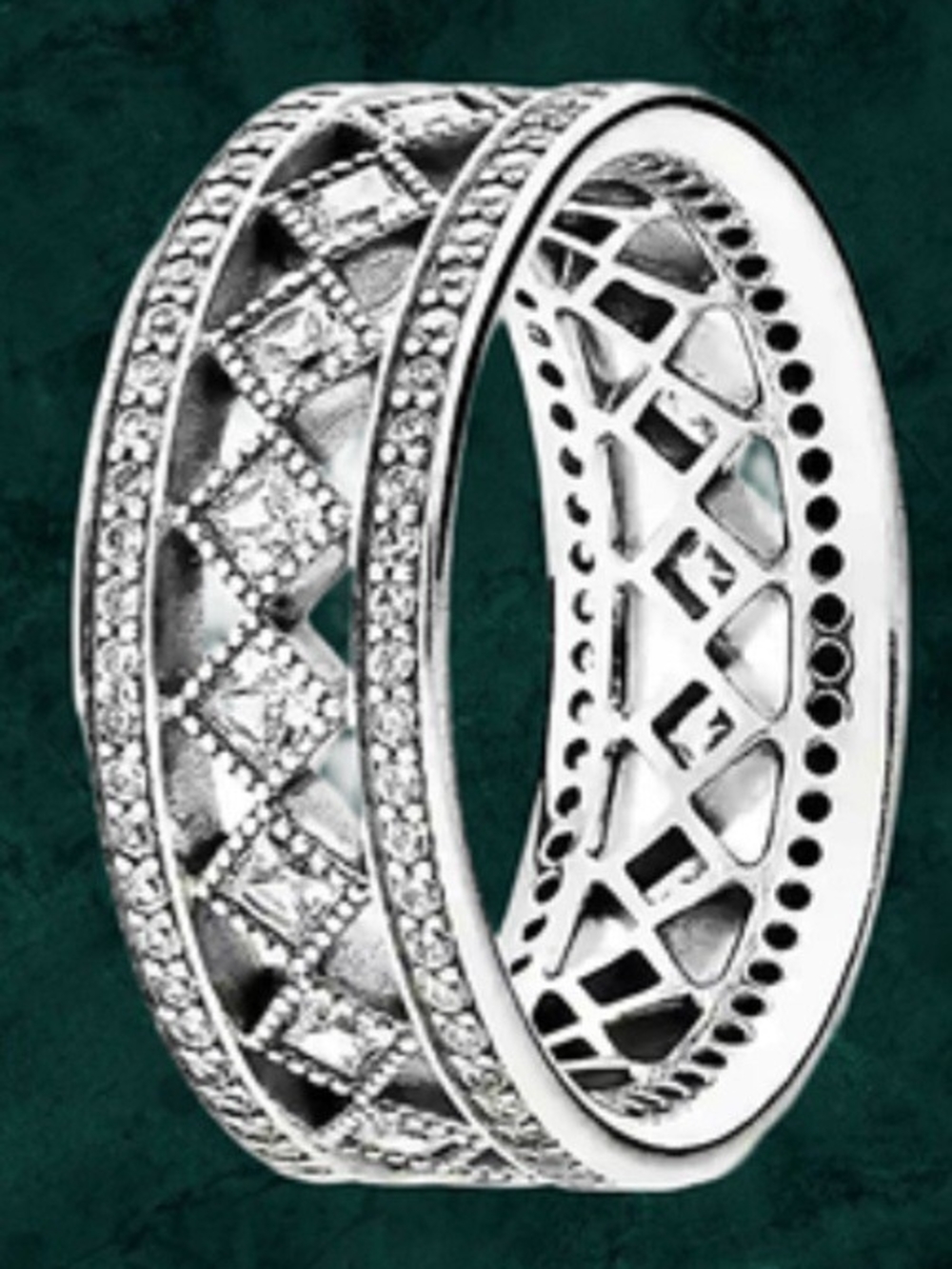 Pandora, Retired 925 Size 7